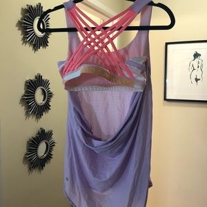 Lululemon athletic too with built-in sports bra